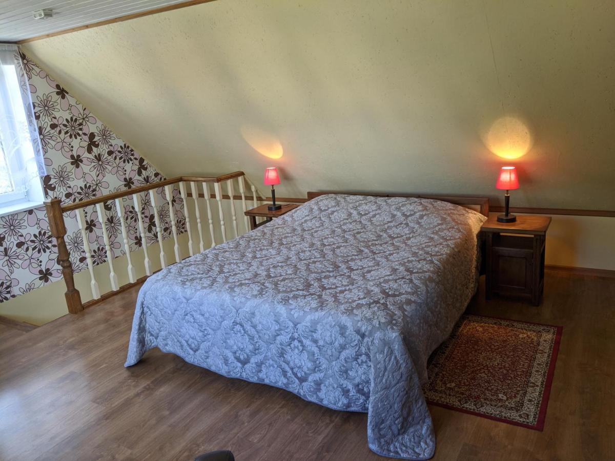 Paerna Guesthouse & Apartments クレサーレ エクステリア 写真