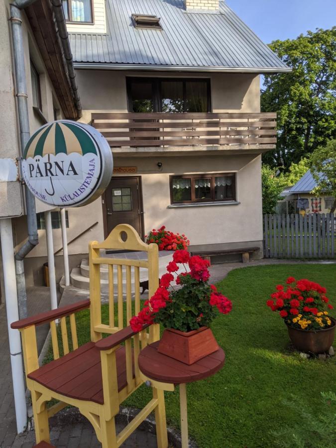 Paerna Guesthouse & Apartments クレサーレ エクステリア 写真