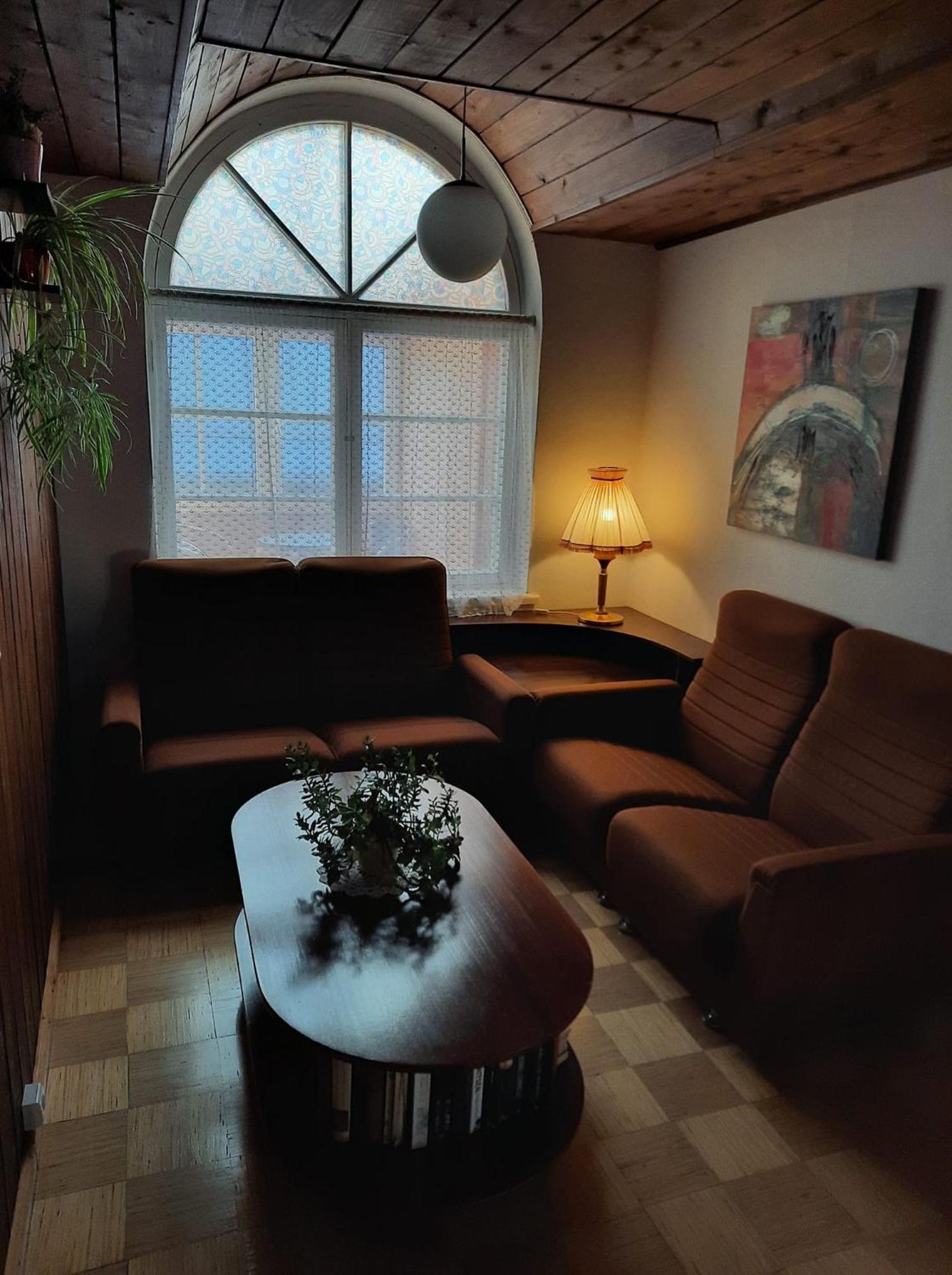 Paerna Guesthouse & Apartments クレサーレ エクステリア 写真