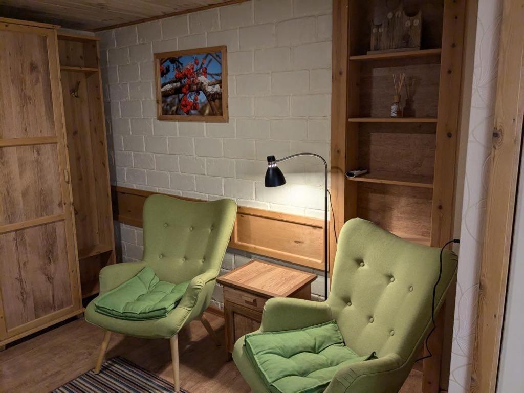 Paerna Guesthouse & Apartments クレサーレ エクステリア 写真